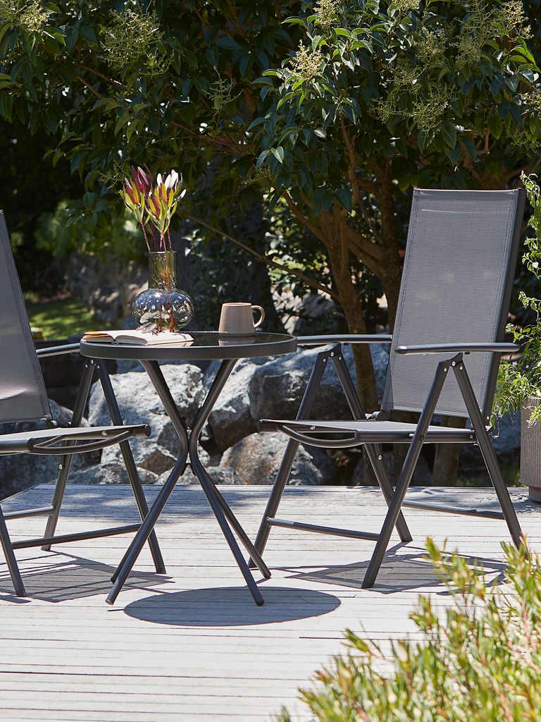 RADSTRUP D60 table + 2 MELLBY chair black JYSK