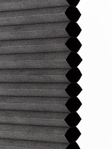 Plisségardin mörkläggande FUR 140x160 grå honeycomb