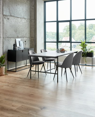 TERSLEV L200 bord + 4 KOKKEDAL stol sammet grå