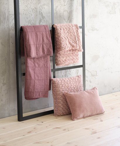 Lapuan Kankurit Coperta Havas, 140 x 180 cm, rosa | Finnish Design Shop