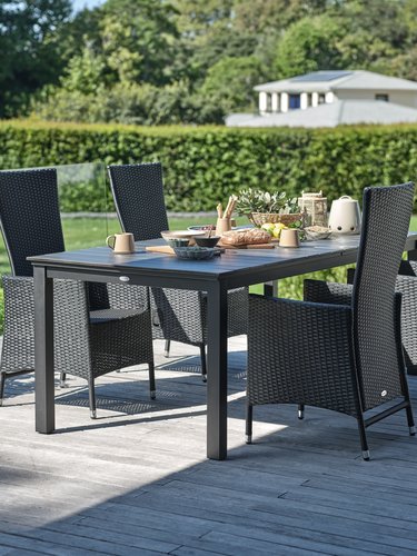 MOSS L214/315 bord grå + 4 SKIVE stol svart