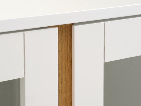 Витрина FENSMARK 2 врати бяла/цвят дъб