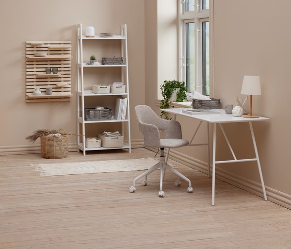 Офис стол REERSLEV цвят пясък/бяло