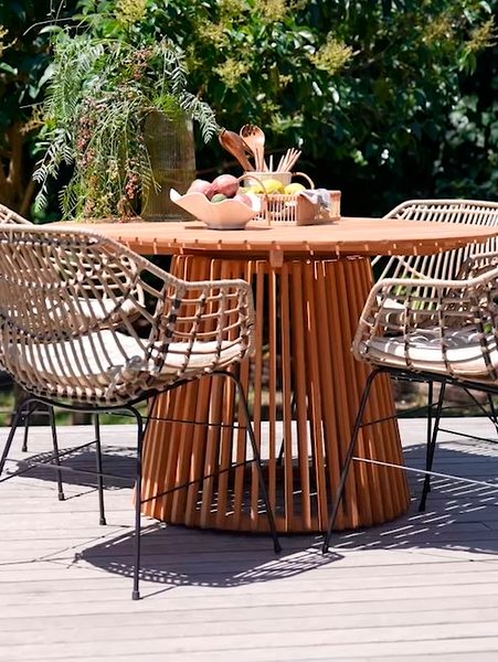 Garden table UDBYNEDER D120 teak