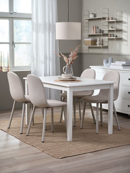 KIRKEBY P130/220 pöytä valkoinen + 4 EJSTRUP tuoli beige