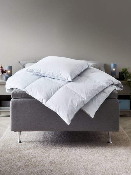 Entendaunen-Duvet 200x220 FALKETIND warm