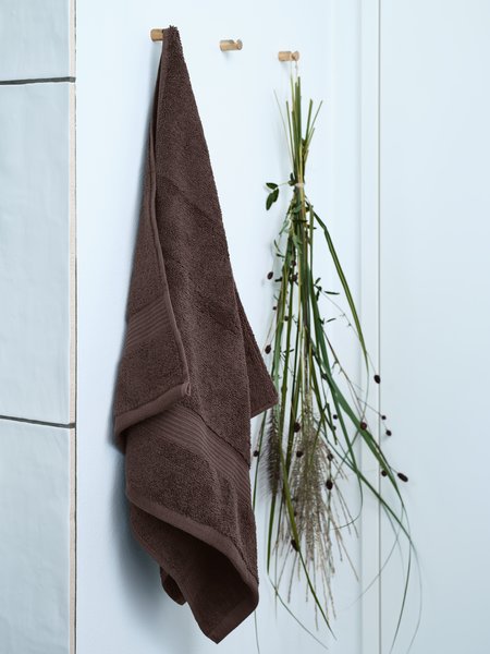 Guest towel KARLSTAD 40x60 dark brown KRONBORG