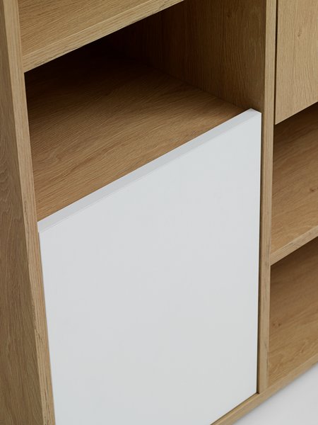 Bibliothèque BILLUND 3 portes 3 étagères coloris chêne/blanc