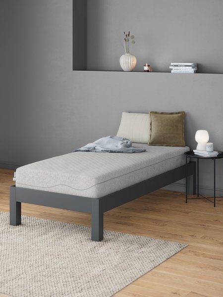 Skummadras 90x200cm WELLPUR KVITA GF85 grå