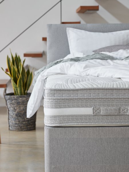 Spring mattress GOLD S30 DREAMZONE King