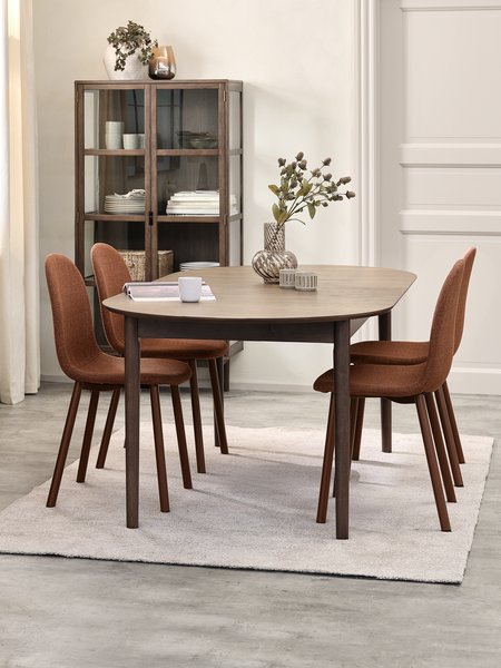 MARSTRAND L200/280 tafel donker eiken + 4 EJSTRUP terracotta