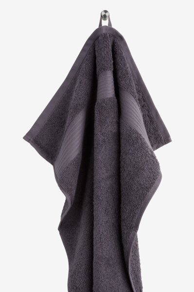 Bath towel KARLSTAD 70x140 dark grey