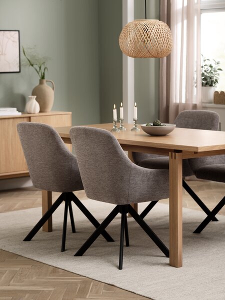 MEJLSKOV L180 table oak + 4 ROSTRUP chairs sand/black