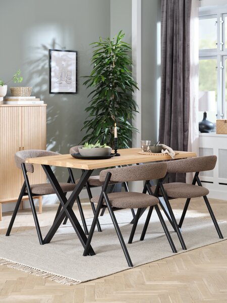 ROSLEV L140 tafel naturel eiken + 4 HINDEVAD lichtbruin