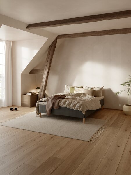 Boxmadras 140x200cm SUMELVI + MURU sort-06 Meget fast