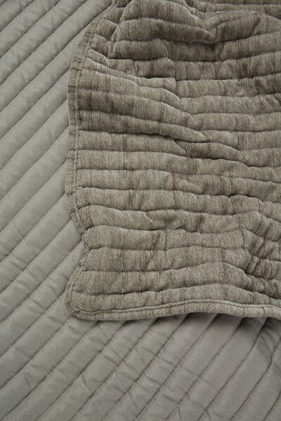 Tagesdecke RUNDSKOLM 220x240 grau