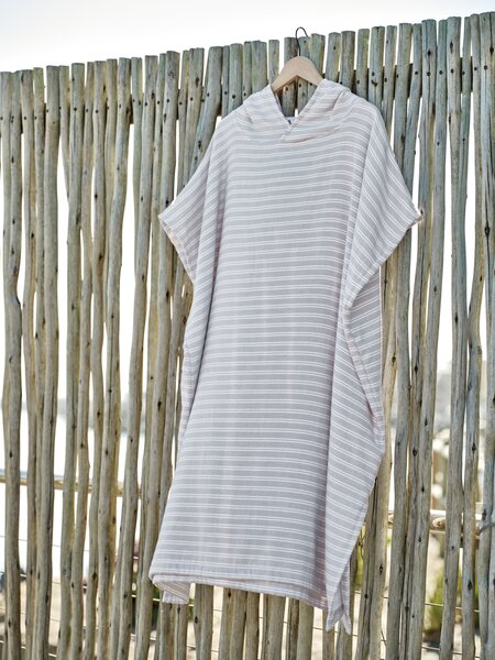 Poncho SJULSMARK one size beige