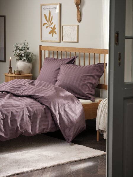 Påslakanset NELL Satin 150x210 dimdruva