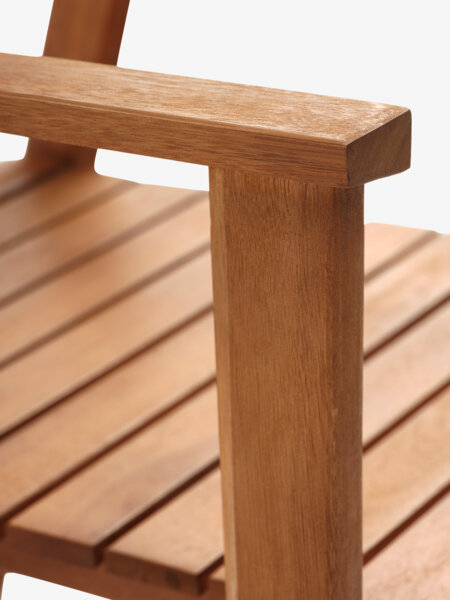 UVDAL D223 miza + 4 HAMRA stoli trdi les