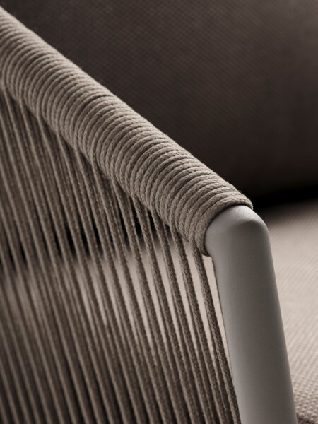 RAUMA D140 stol + 4 GILJA stolice tamni pijesak