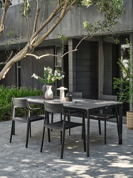 Silla apilable INGSTRUP negro