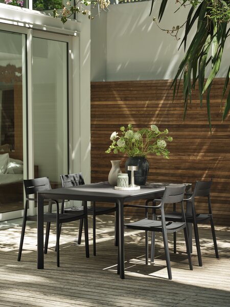 Silla apilable INGSTRUP negro