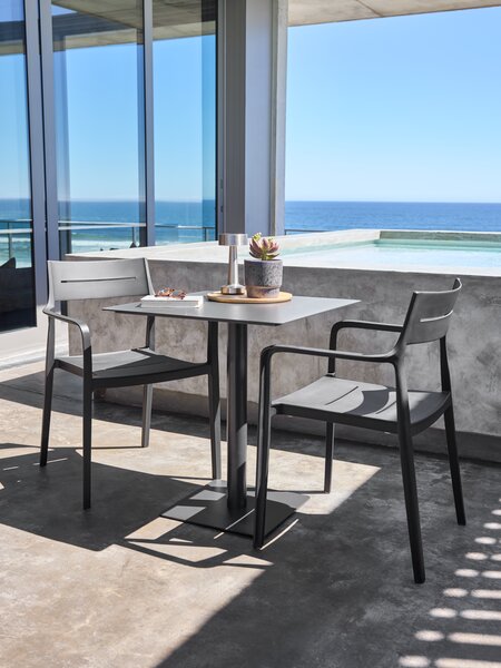 Silla apilable INGSTRUP negro