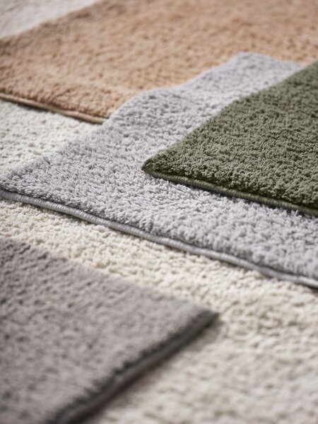 Bath mat KARLSTAD 70x120 olive green KRONBORG