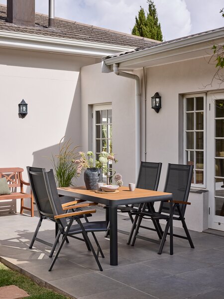 SIRDAL L150 bord hardtre + 4 SIRDAL stol grå