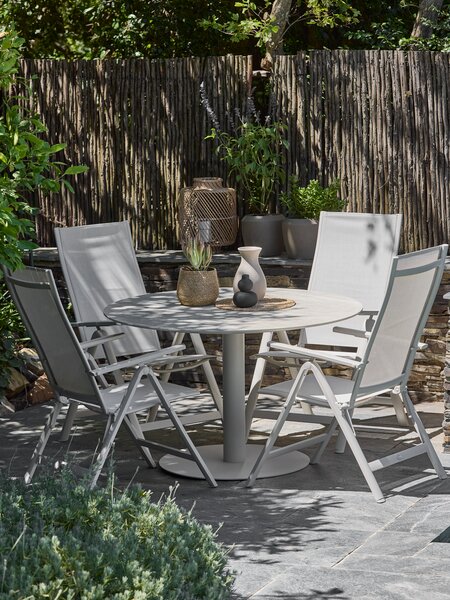 VAMDRUP D120 table + 4 LOMMA chair beige