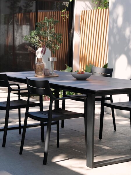 SONNERUP Μ215 τραπέζι γκρι + 4 καρέκλες INGSTRUP μαύρο