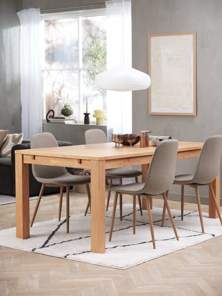 HAGE L190 Tisch natur Eiche + 4 BISTRUP Stühle sand