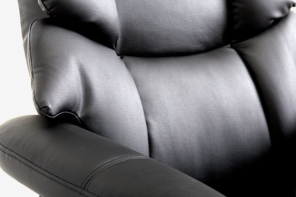 Fauteuil m/voetenbank HASSELAGER zwart kunstleer