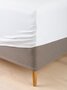Couleur: Blanc